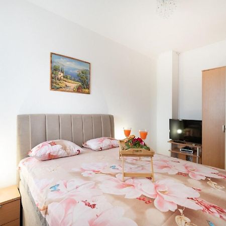 Apartments Milic - One Bedroom Apartment With Sea View And Terrace Gornji Karin Luaran gambar